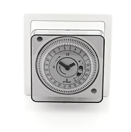 OP-SBST 24 Hour Single Socket Box Timer